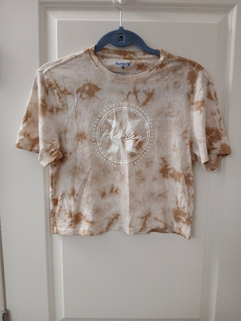 Hurley Women's Short Sleeve Brown and White The Dye Crop Top